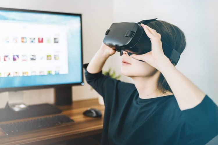 A women using a VR headset