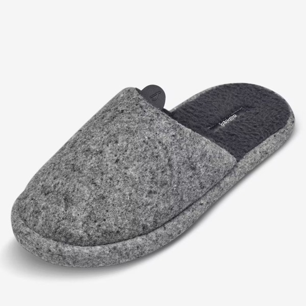 Allbirds Wool Dweller slippers, Holiday Gifting with brands doing good.